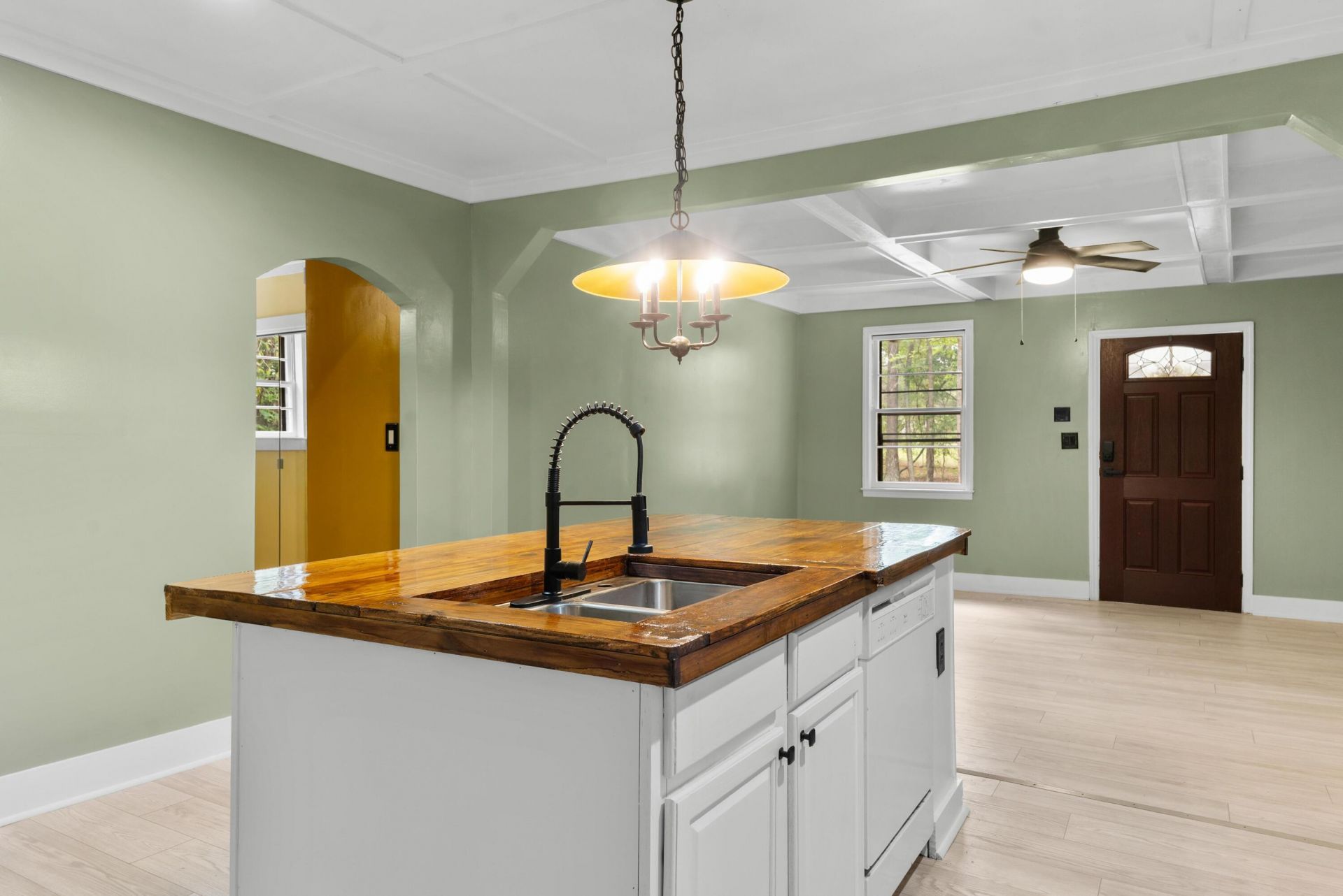 110 Poplar Grove Road Photo 10