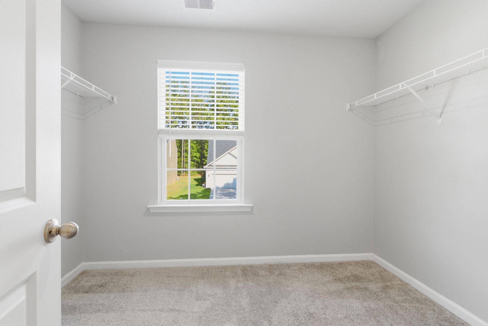125 Caleb Court Photo 41
