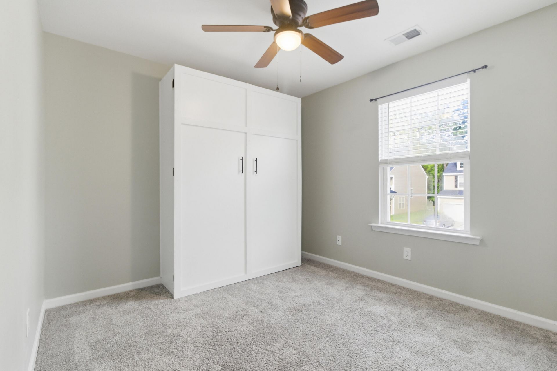 125 Caleb Court Photo 42