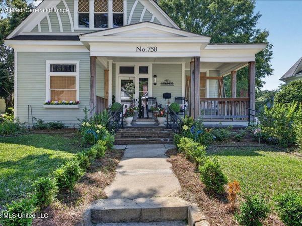 750 N 7th Avenue, Laurel, MS 39440
