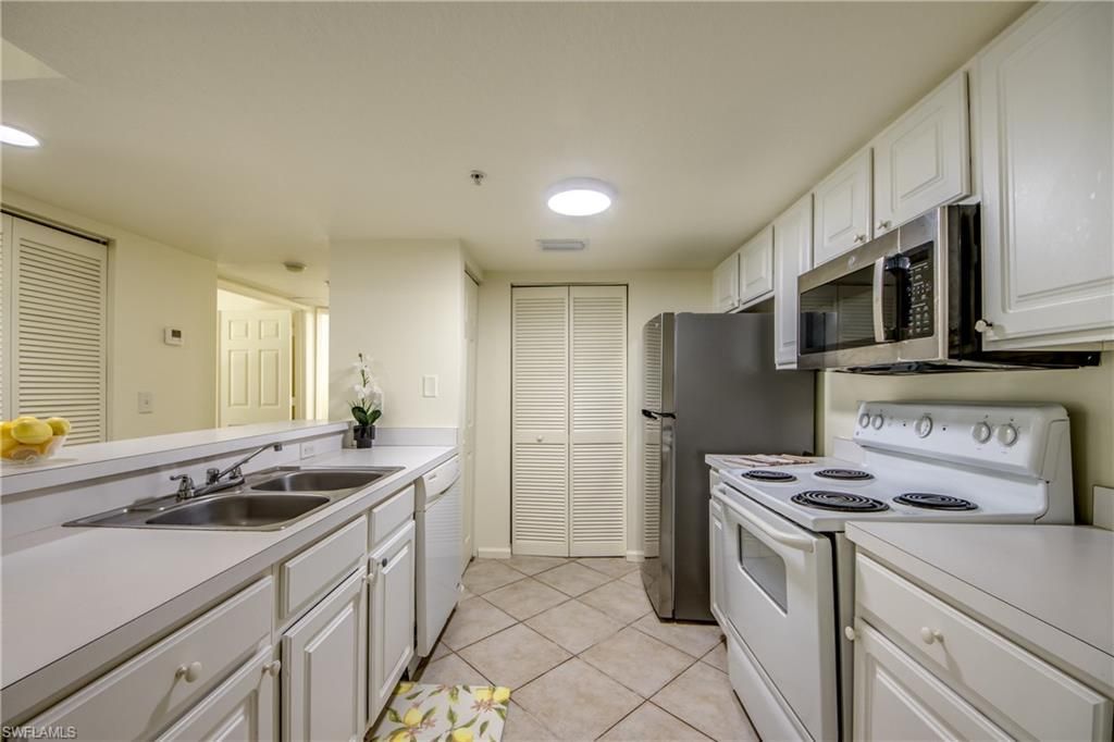 4149 Residence Dr , Unit 809, Fort Myers, FL 33901 Photo