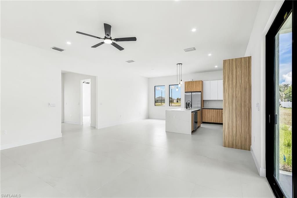 1322 NE 5th Pl , Cape Coral, FL 33909 Photo