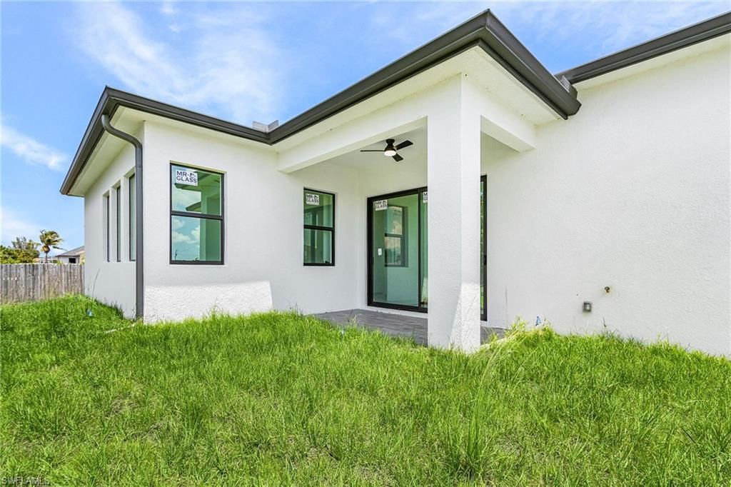 1322 NE 5th Pl , Cape Coral, FL 33909 Photo
