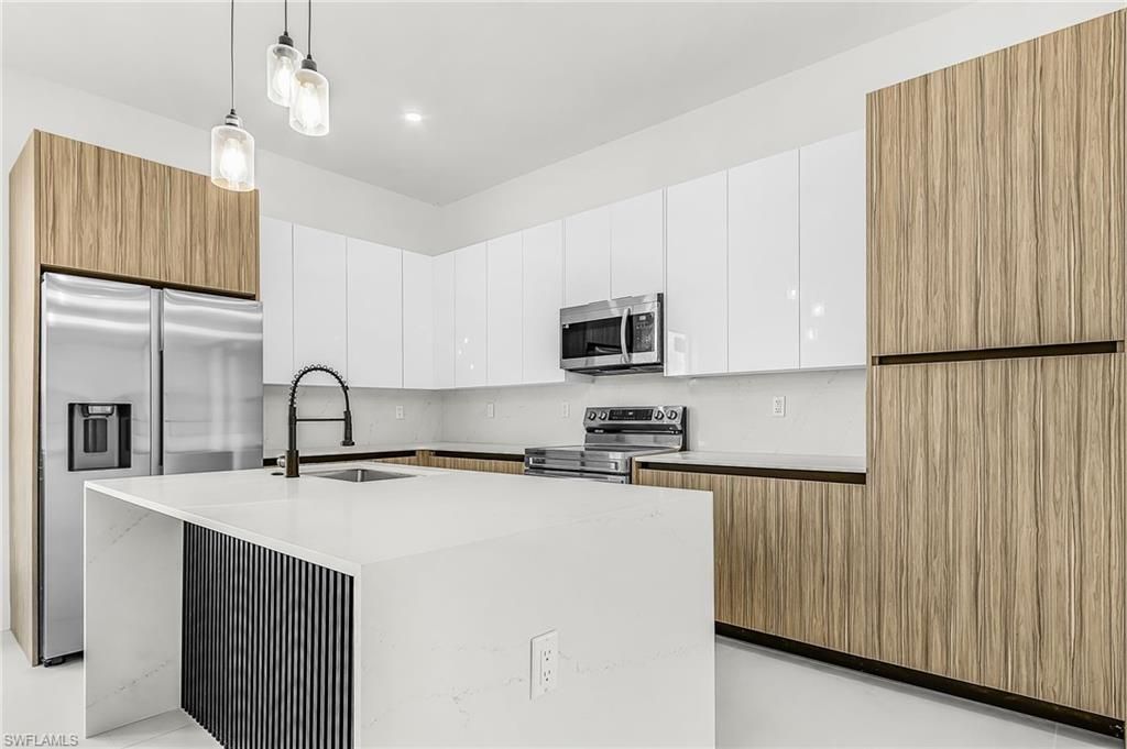 1322 NE 5th Pl , Cape Coral, FL 33909 Photo