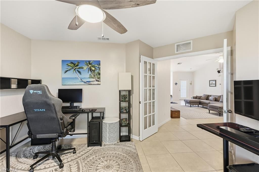 4301 NE 9th Pl, Cape Coral, FL 33909 Photo