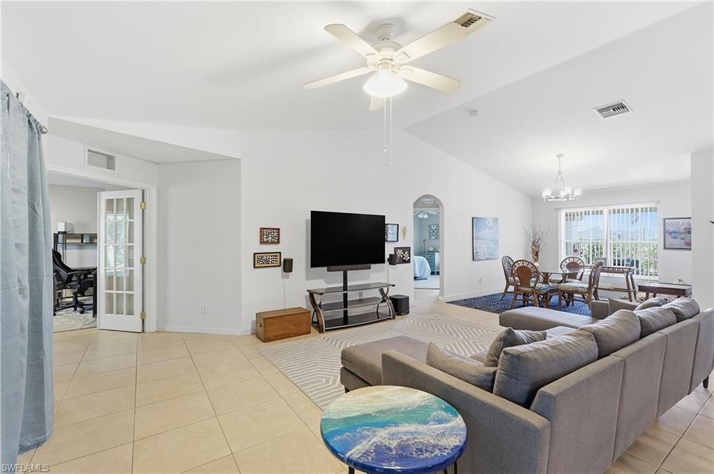 4301 NE 9th Pl, Cape Coral, FL 33909 Photo