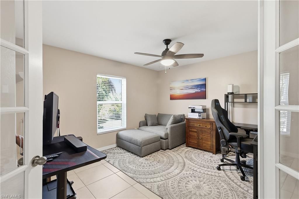 4301 NE 9th Pl, Cape Coral, FL 33909 Photo