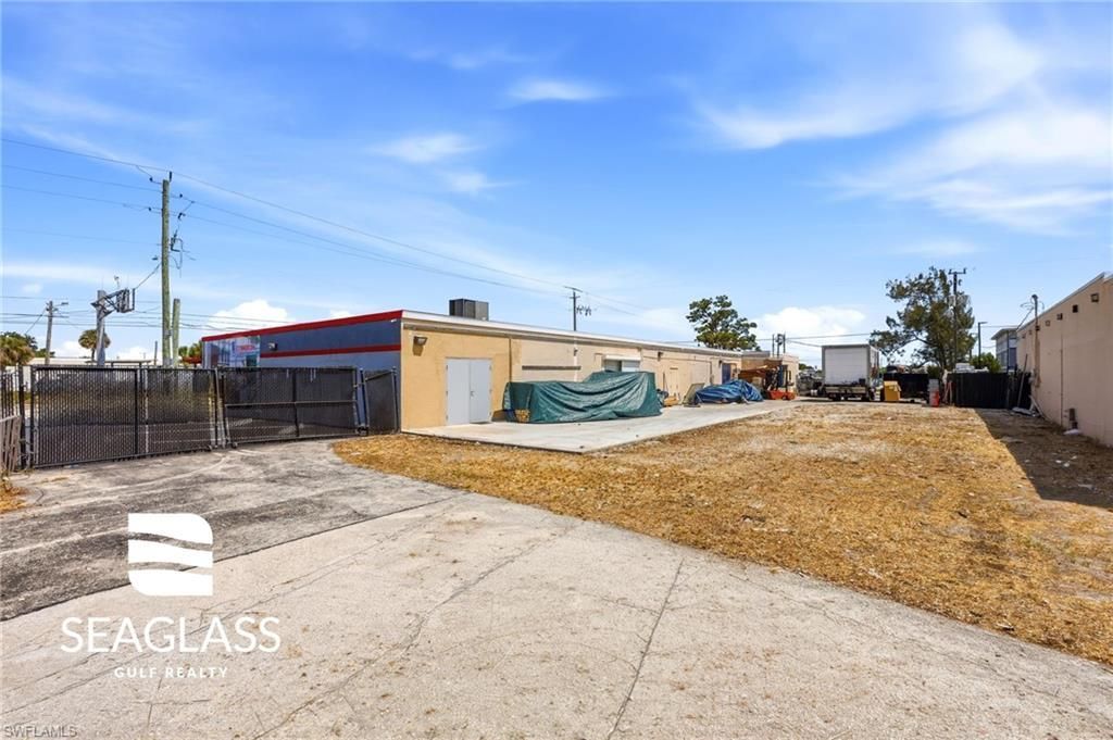 2730 Fowler St, Fort Myers, FL 33901 Photo