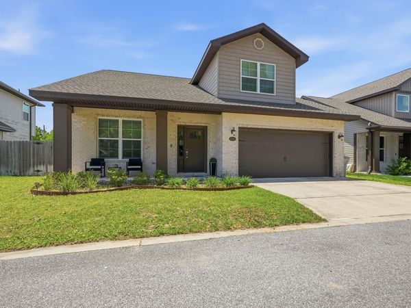 2331 Hadleigh Hills Court, Navarre, FL 32566