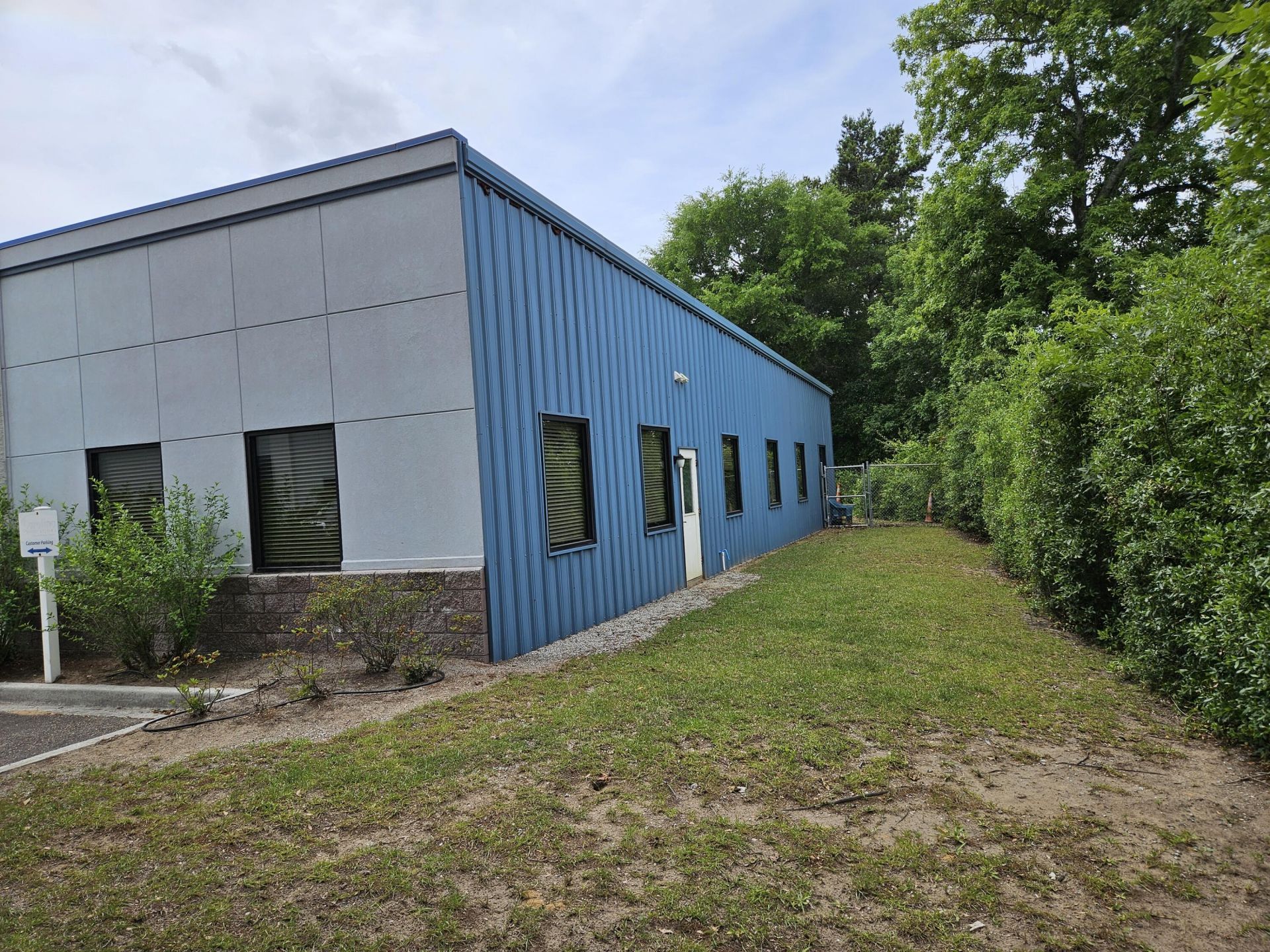 1042 Legrand Boulevard Photo 28