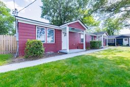 2023 Clements Avenue  photo 4