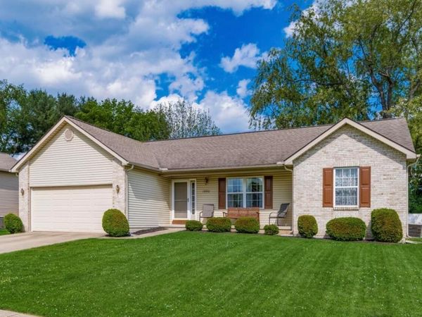 1950 Patrick Drive E, Newark, OH 43055