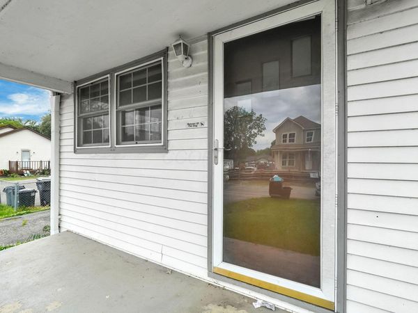 1695 Little Avenue , Columbus, OH 43223