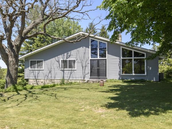 S78W31428 Sugden ROAD, Mukwonago, WI 53149