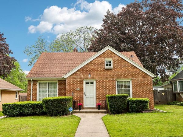 3311 N 82nd STREET, Milwaukee, WI 53222
