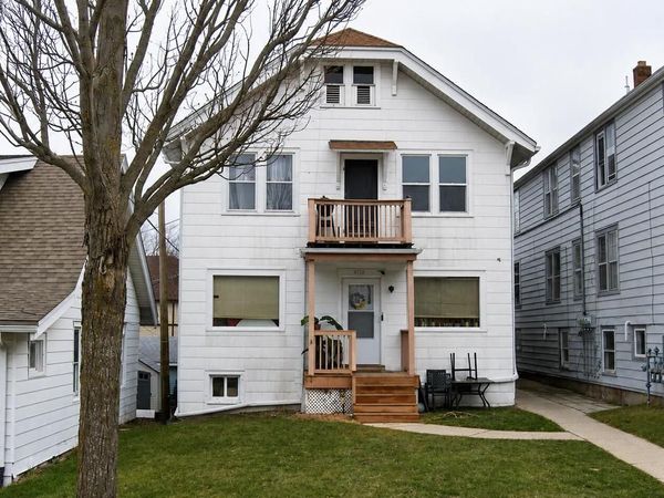8726 W Mitchell STREET, West Allis, WI 53214
