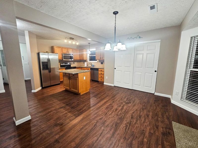 6557 N Andover, Morrow, OH 45152 Photo 2