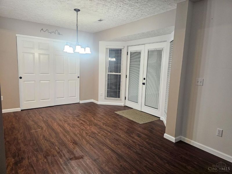 6557 N Andover, Morrow, OH 45152 Photo 5
