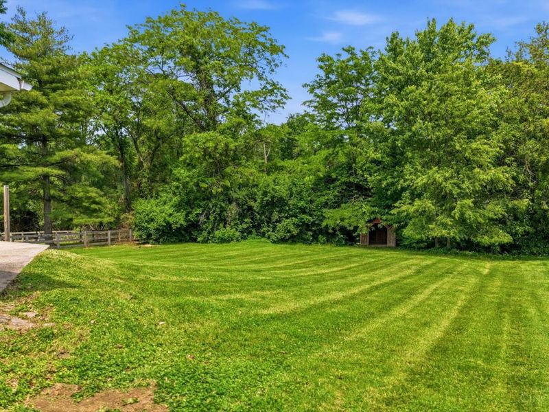 7336 Birchwood Drive, West Chester, OH 45069 Photo 3