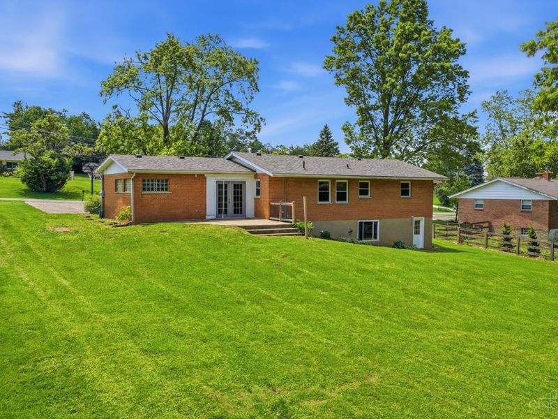 7336 Birchwood Drive, West Chester, OH 45069 Photo 5