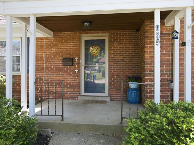 939 Winsray Court, Springfield Twp., OH 45224 Photo 3