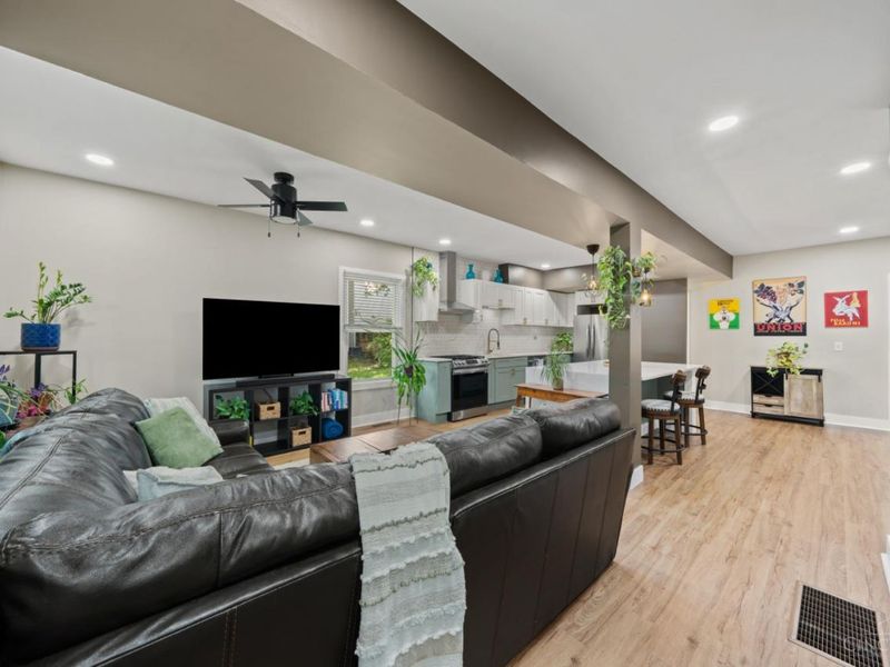 2809 Ashland Avenue, Cincinnati, OH 45206 Photo 6