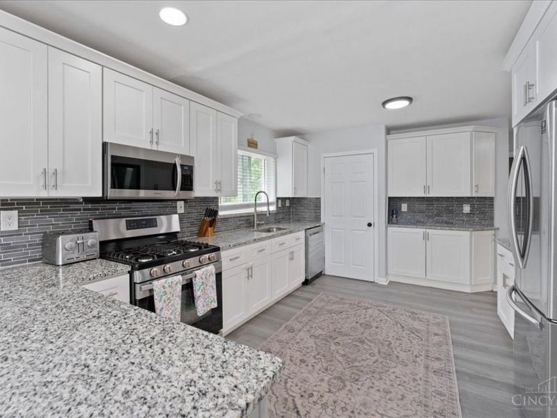 5913 Kimberly Avenue, Cincinnati, OH 45213 Photo 9