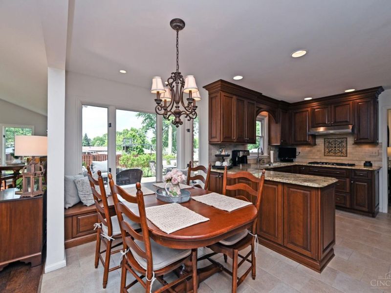 6453 Oldbarn Court, Madeira, OH 45243 Photo 19