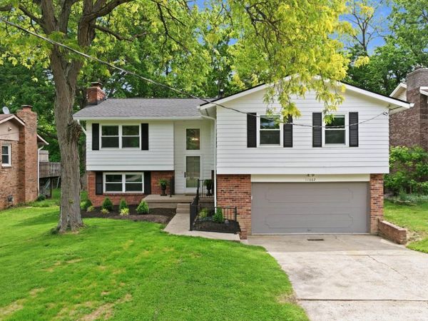 11662 Sharonwoods Court, Cincinnati, OH 45241