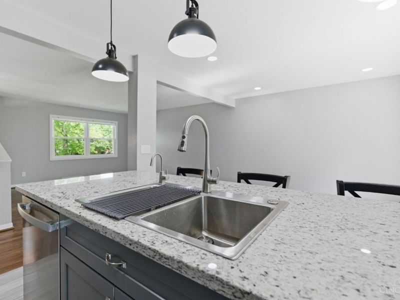 11662 Sharonwoods Court, Cincinnati, OH 45241 Photo 12