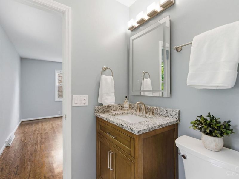 11662 Sharonwoods Court, Cincinnati, OH 45241 Photo 20