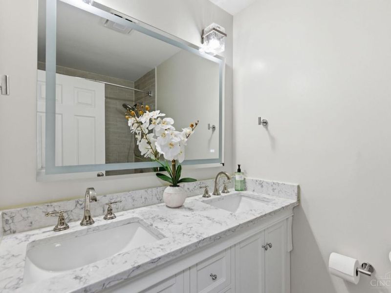 11662 Sharonwoods Court, Cincinnati, OH 45241 Photo 28