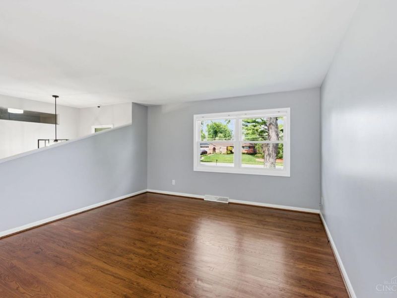 11662 Sharonwoods Court, Cincinnati, OH 45241 Photo 6