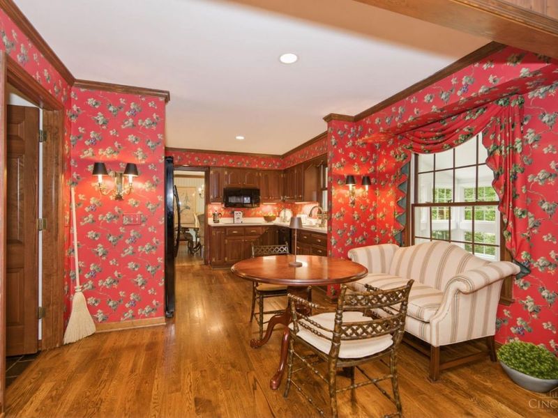 2082 Beech Grove Drive, Green Township, OH 45233 Photo 13