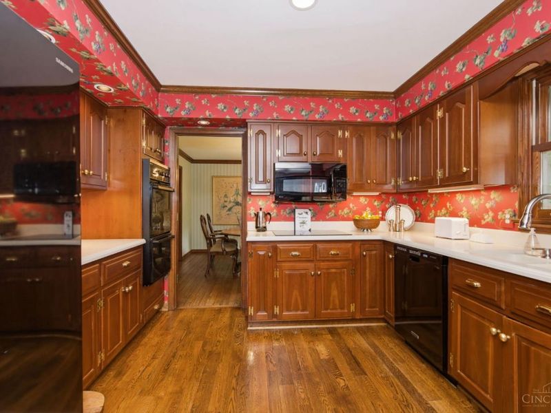 2082 Beech Grove Drive, Green Township, OH 45233 Photo 17