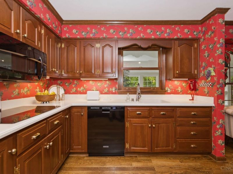 2082 Beech Grove Drive, Green Township, OH 45233 Photo 18
