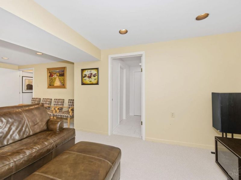 2082 Beech Grove Drive, Green Township, OH 45233 Photo 53