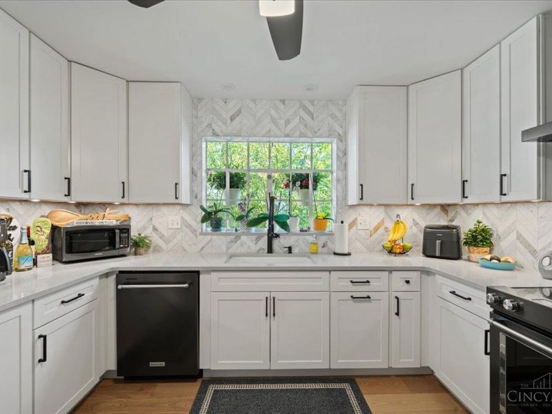 6302 Heitzler Avenue, Cincinnati, OH 45224 Photo 9
