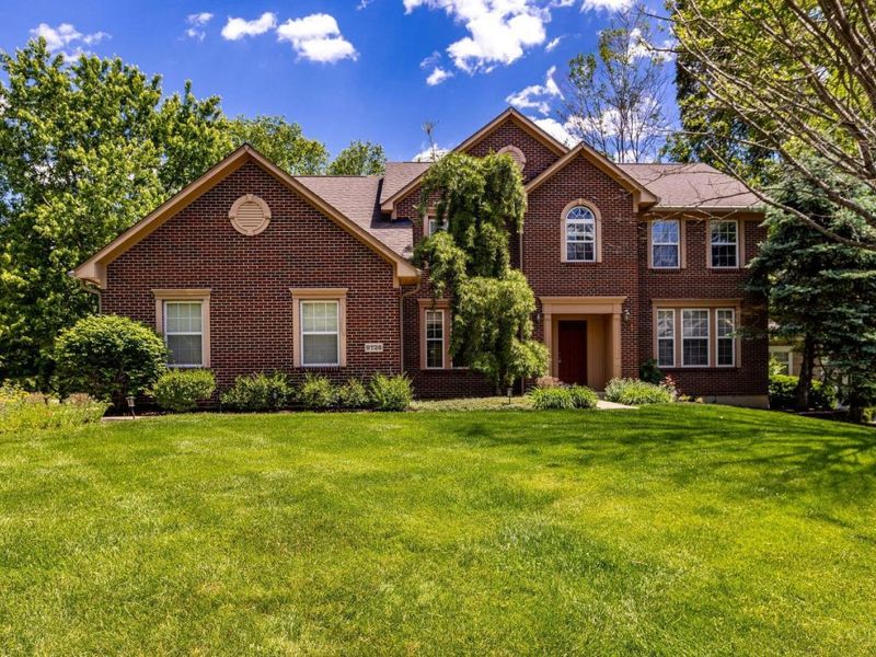 9726 Country Trail, Loveland, OH 45140 Photo 3