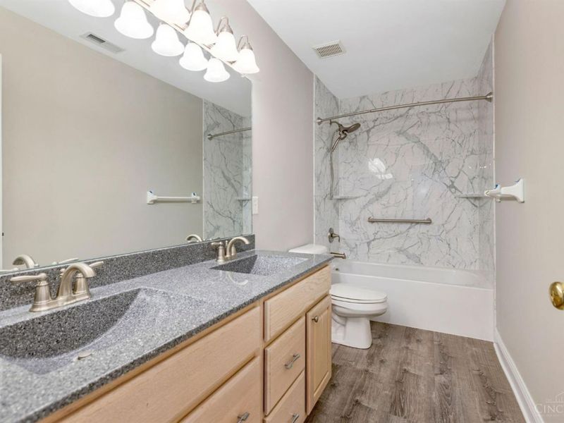 9726 Country Trail, Loveland, OH 45140 Photo 41