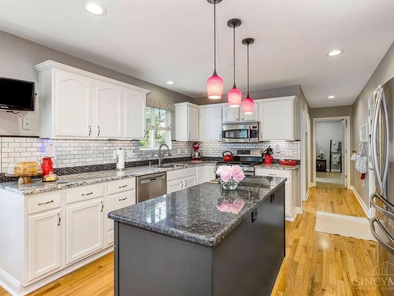 4594 Atrium Court, Mason, OH 45040 Photo 11