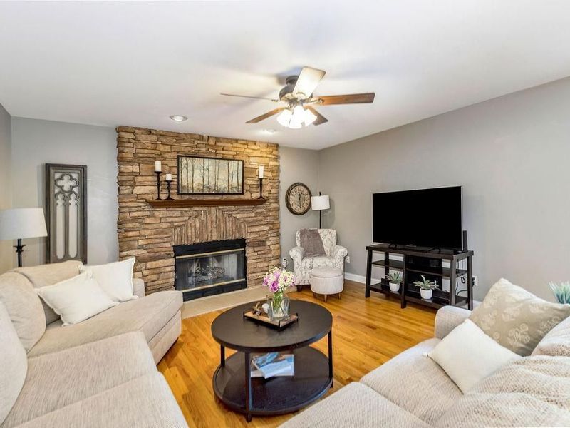4594 Atrium Court, Mason, OH 45040 Photo 14