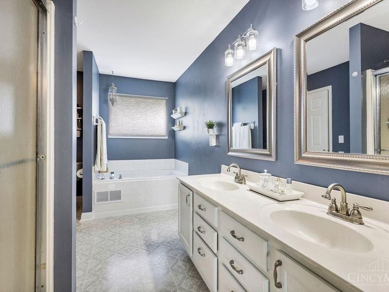 4594 Atrium Court, Mason, OH 45040 Photo 25