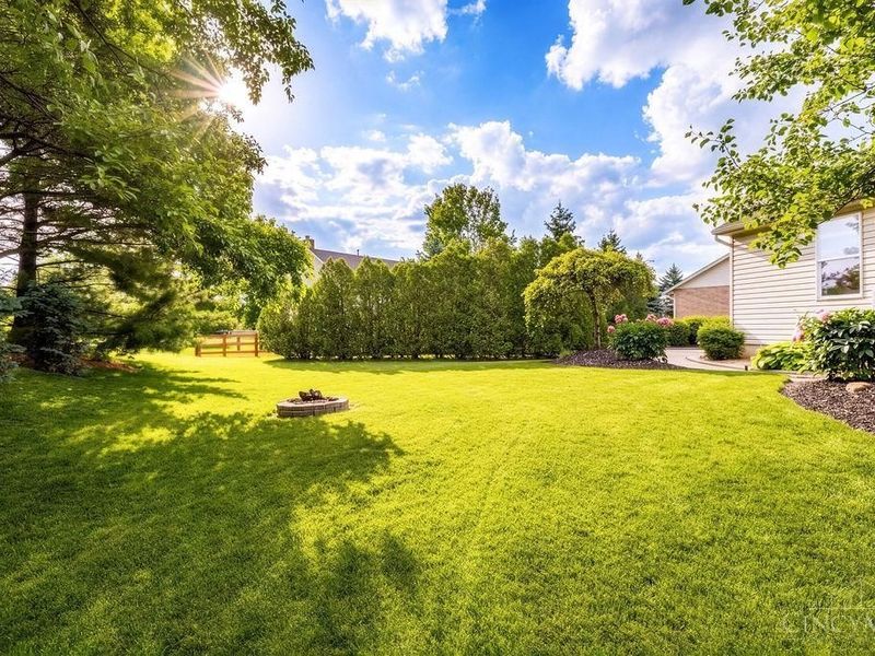 4594 Atrium Court, Mason, OH 45040 Photo 4
