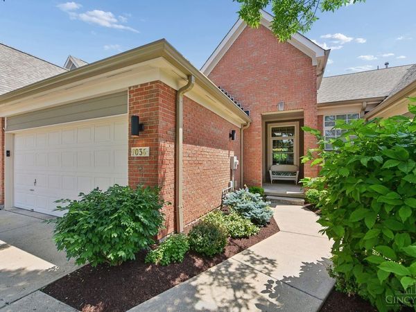 7036 Scarlet Oak Court, Mason, OH 45040