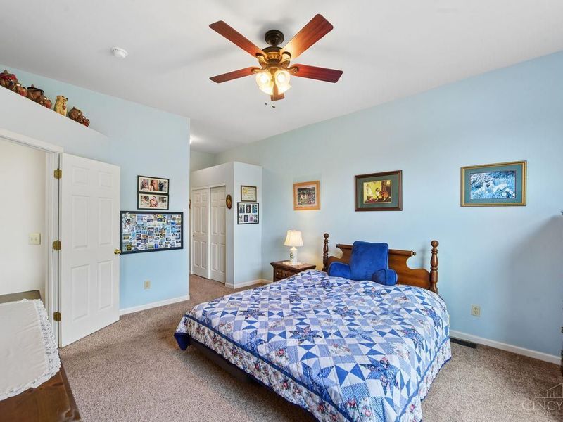 7036 Scarlet Oak Court, Mason, OH 45040 Photo 23