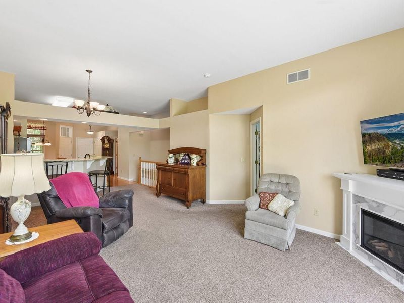 7036 Scarlet Oak Court, Mason, OH 45040 Photo 9