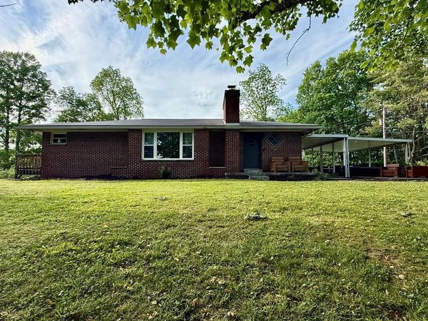 1100 Sullivan  Road, GLEN MORGAN, WV 25813