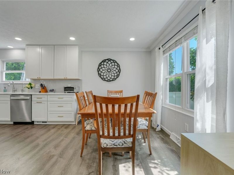 7850 Country Court, Mentor, OH 44060 Photo 7