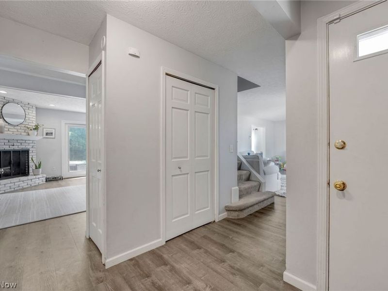 7850 Country Court, Mentor, OH 44060 Photo 8
